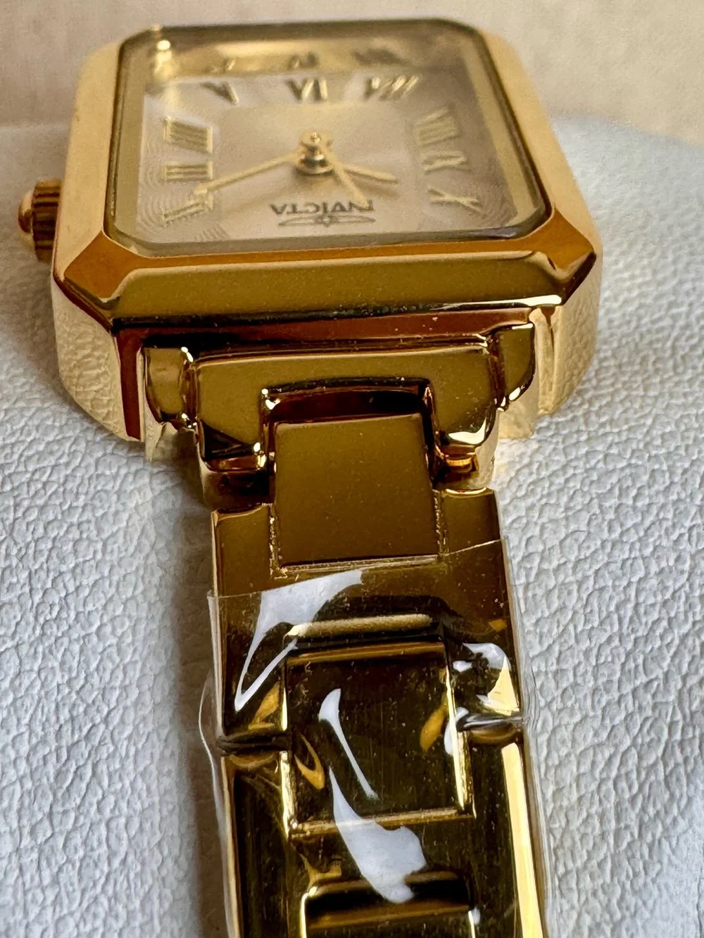 Invicta celestial gold